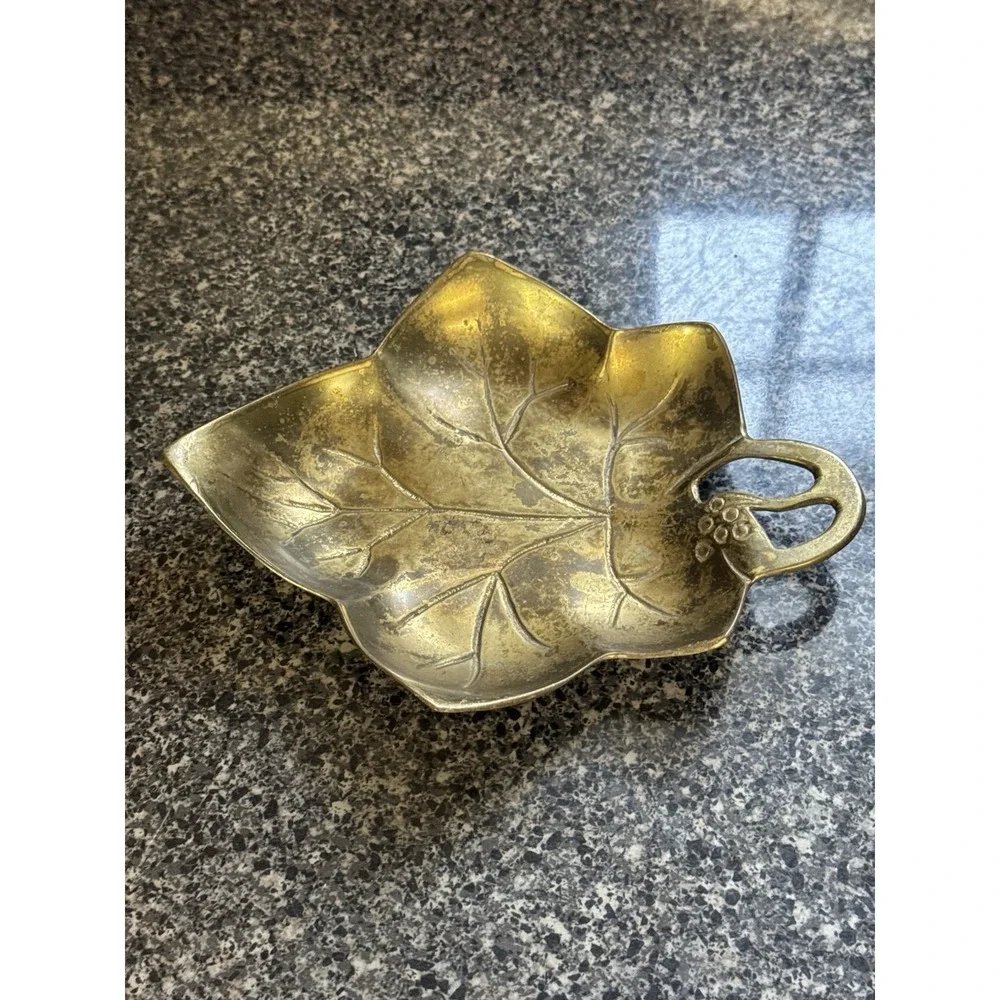 Vintage MCM Solid Brass Grape Leaf Dish TABLETOP‎ Bowl Trinket Tray Decor